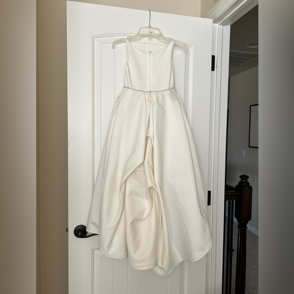 Mon Cherie Couture by Sabrina Toy Flower Girls Dress. Size 5/6